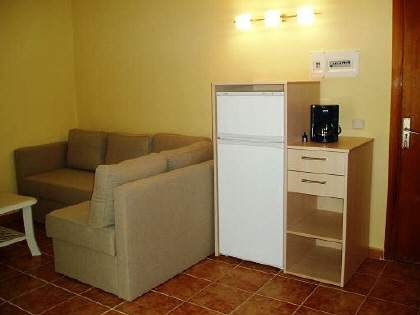 Vista parcial del salón-comedor.