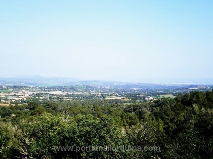 Vista al paisaje y al mar.