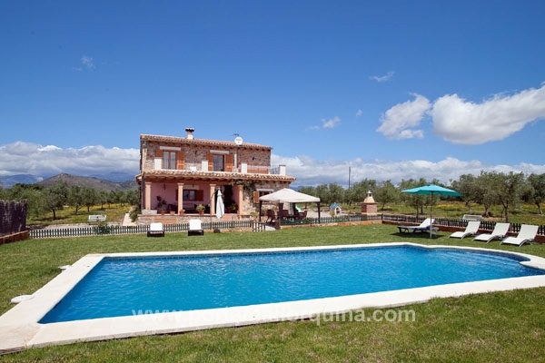 Finca en Llubi