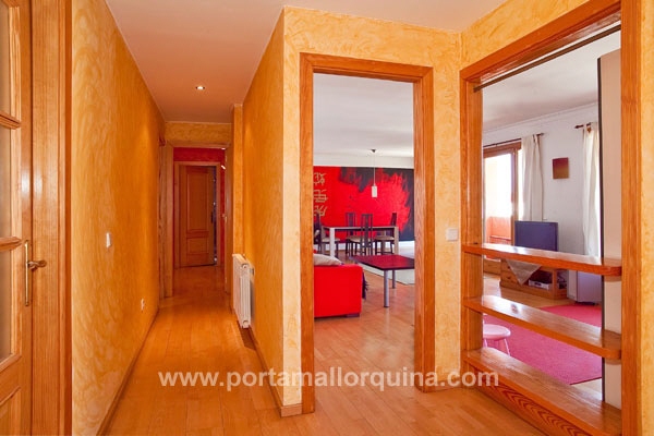 Corredor and living room