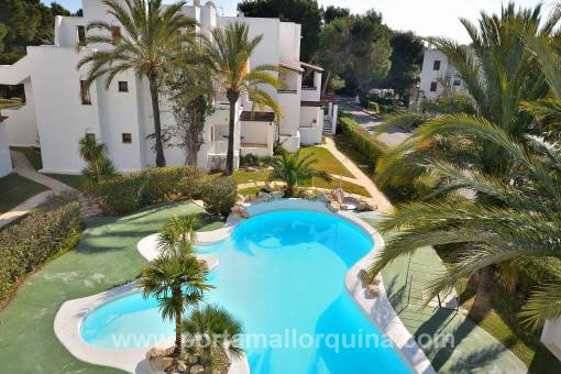 Piscina comunitaria