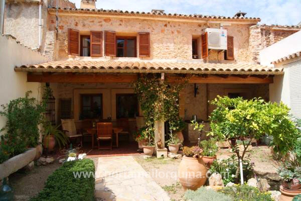 Casa en Llubi