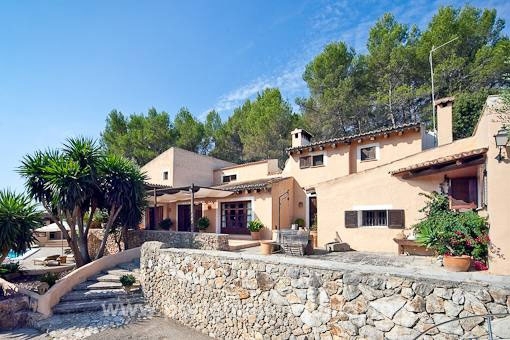 La finca está rodeada de un entorno maravilloso