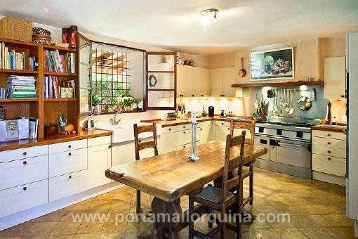 Cocina con comedor
