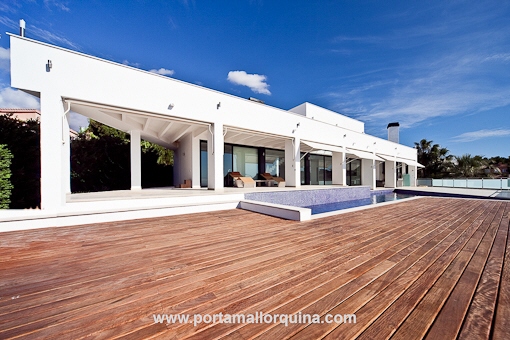 Villa en Bahia Azul