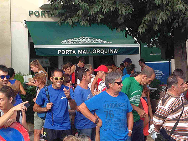 La carrera se inició delante de la oficina de Porta Malloquina en Pollença.