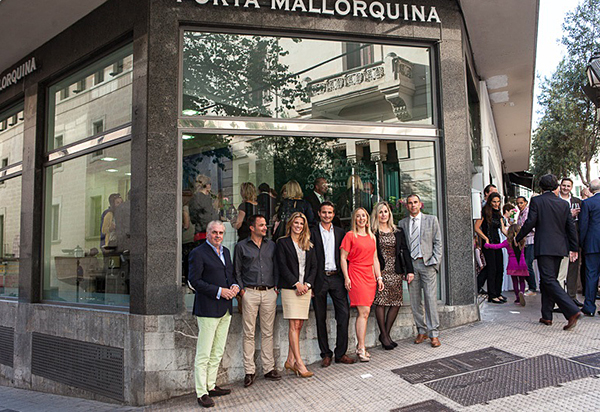 La nueva tienda inmobiliaria de la calle Conquistador 8, situada justo enfrente del Parlamento de las Islas Baleares, en Palma de Mallorca.