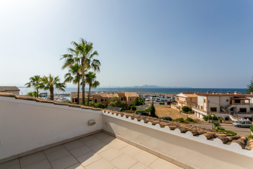 Espacioso chalet con vistas al mar en zona tranquila junto al puerto de Colonia Sant Pere