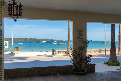 Casa tradicional en una ubicación privilegiada, a pocos pasos de la playa de arena de Colonia St. Jordi