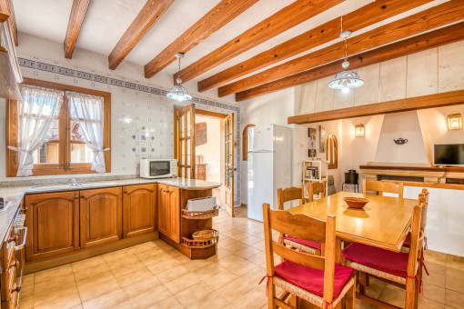 Cocina con comedor