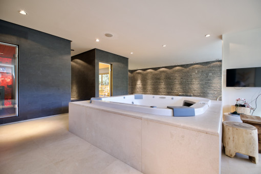 Jacuzzi