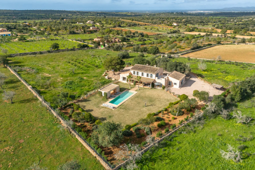 Una finca moderna entre Santanyi y Cas Concos