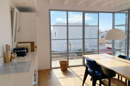 Cocina abierta con vistas