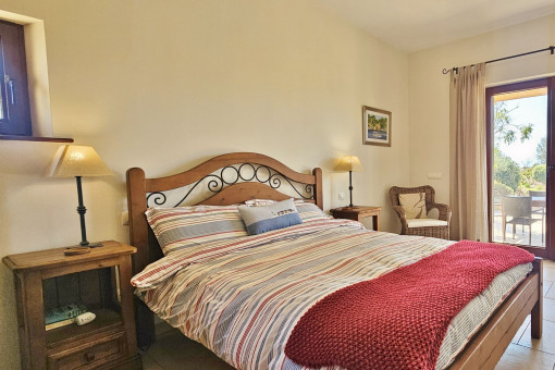 Cuarto dormitorio en el sótano