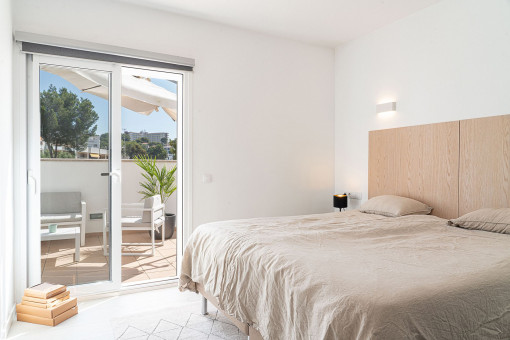 Dormitorio Con Acceso A La Terraza