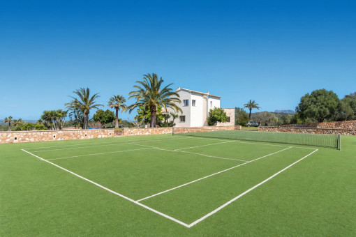 Finca con pista de tenis y vistas al mar entre Manacor y Colònia de Sant Pere