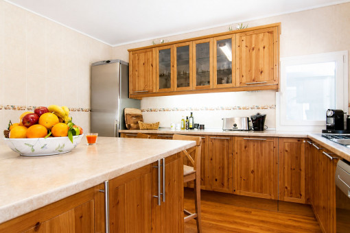 Cocina grande y moderna