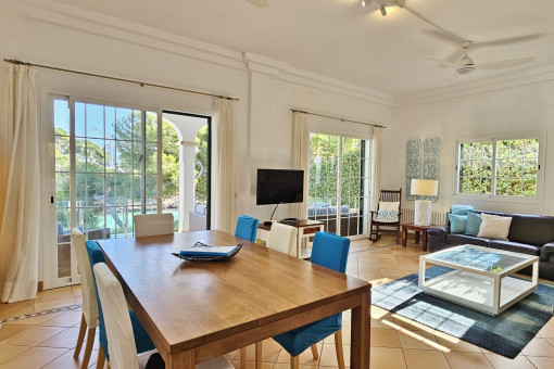 Sala de estar y comedor