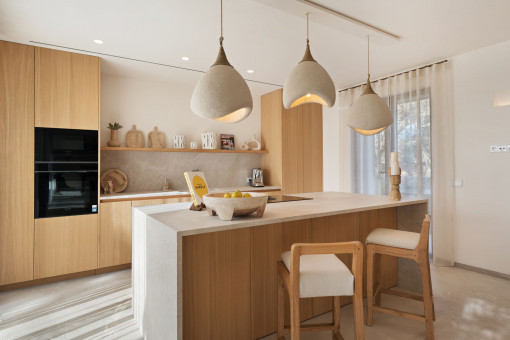 Amplia cocina moderna y luminosa
