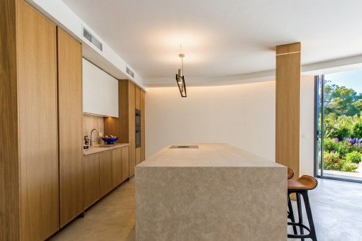 Cocina abierta con isla