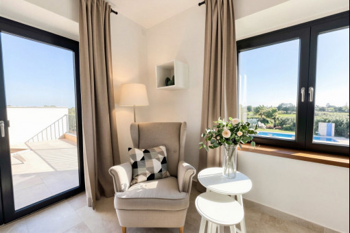Dormitorio con acceso directo a la terraza