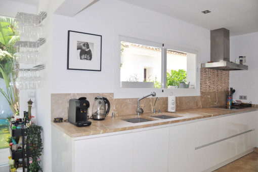Cocina moderna con concepto abierto