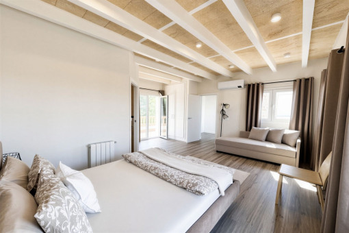 Amplio dormitorio