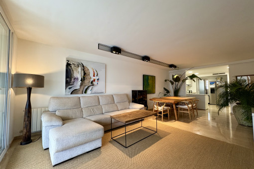 Apartamento de lujo en una comunidad muy bien cuidada situada junto al mar