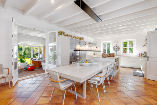 Cocina y estudio