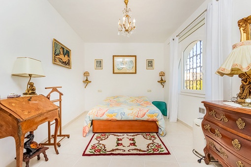Dormitorio luminoso