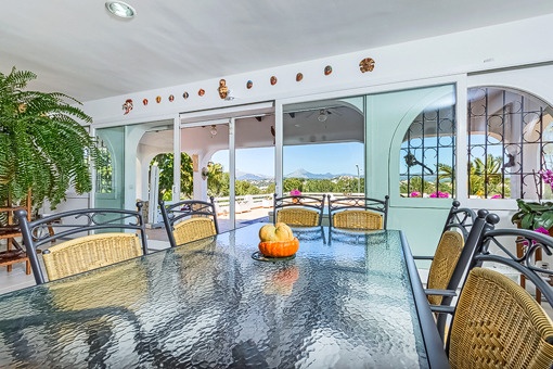 Comedor con accesso a la terraza