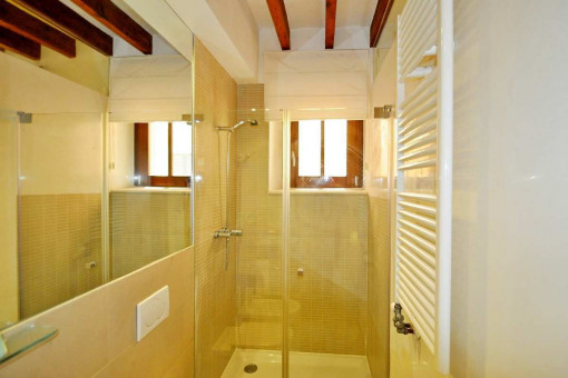 Baño con ducha