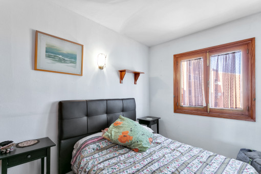 Luminoso dormitorio doble