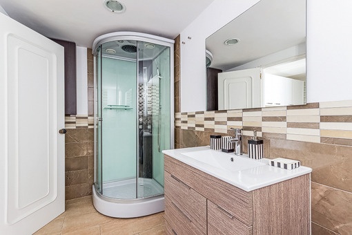 Baño con ducha