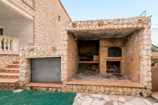 Zona de barbacoa en estilo mallorquín