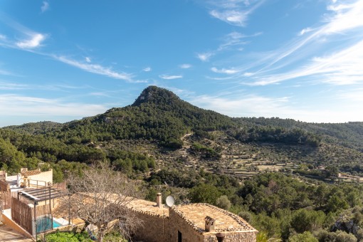 Vistas a una montaña