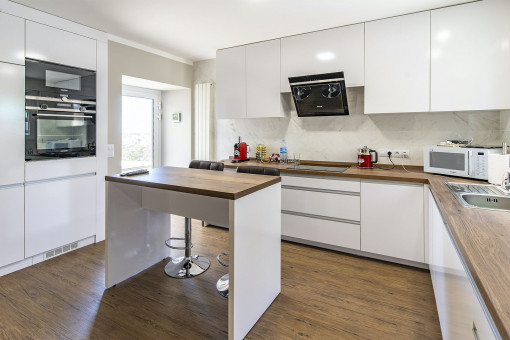 Cocina amueblada