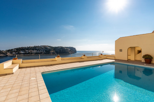 Piscina comunitaria
