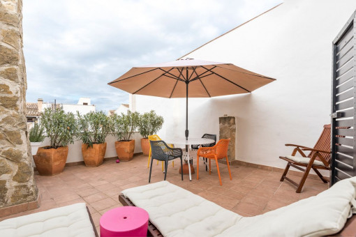 Amplia terraza en la planta superior