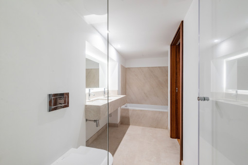 Baño en suite 2