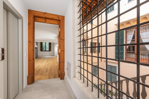 Entrada al piso