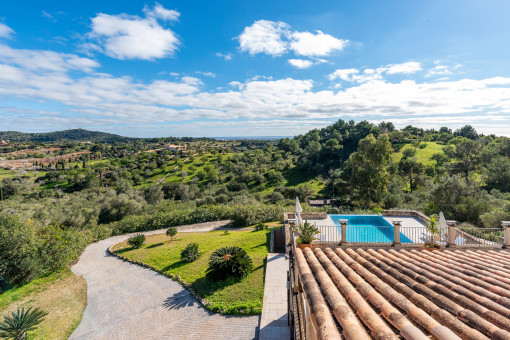 Gran finca con fantásticas vistas panorámicas sobre las montañas hasta el mar cerca de Es Carritxo