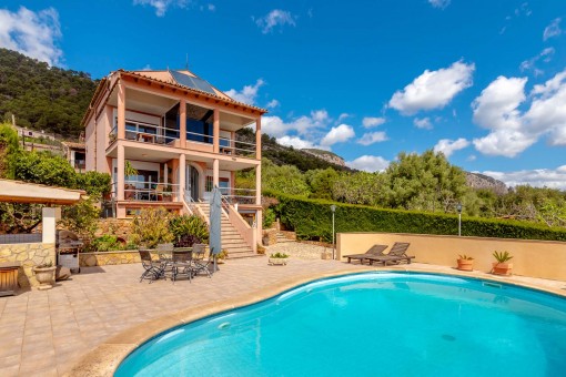 Villa en Alaro