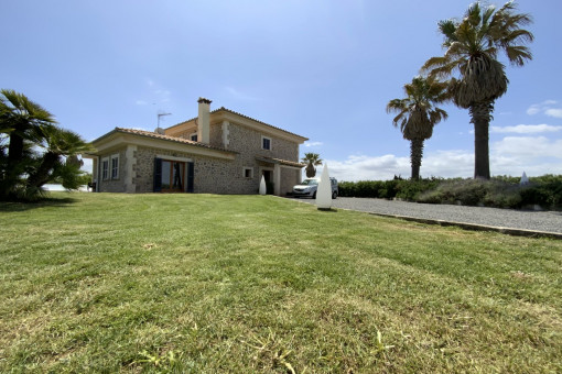 Finca y jardín