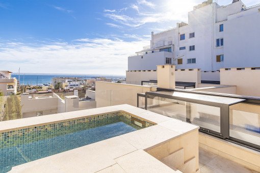 Moderno chalet adosado con azotea privada con jacuzzi y vistas en El Terreno
