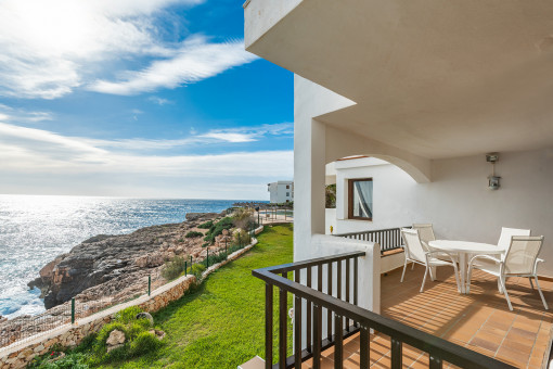 Terraza en primera línea del mar