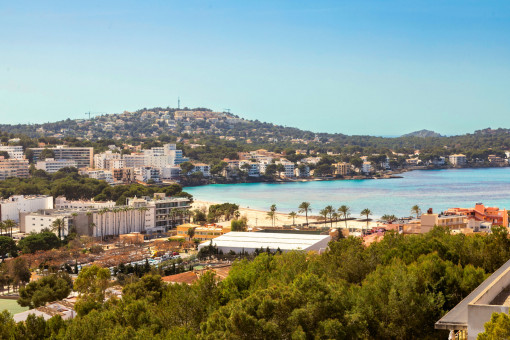 Moderno ático en complejo de nueva construcción con excelentes vistas en Santa Ponsa