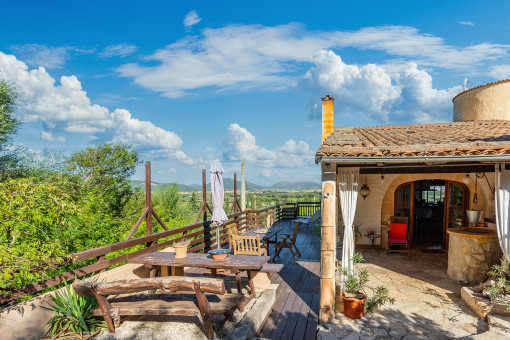 Casa de campo rústica en Búger con un maravilloso espacio exterior y vistas fantásticas