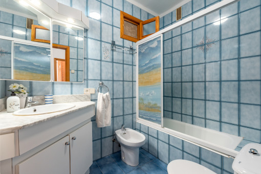 Baño con bañera