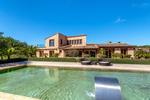 Impresionante finca con las mejores calidades...